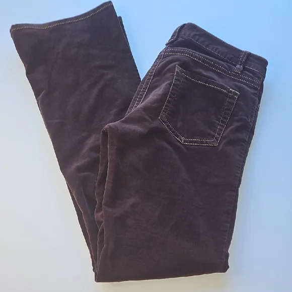 CAbi Women's Velveteen Rich Brown Bootcut Jeans - Picture 1 of 8